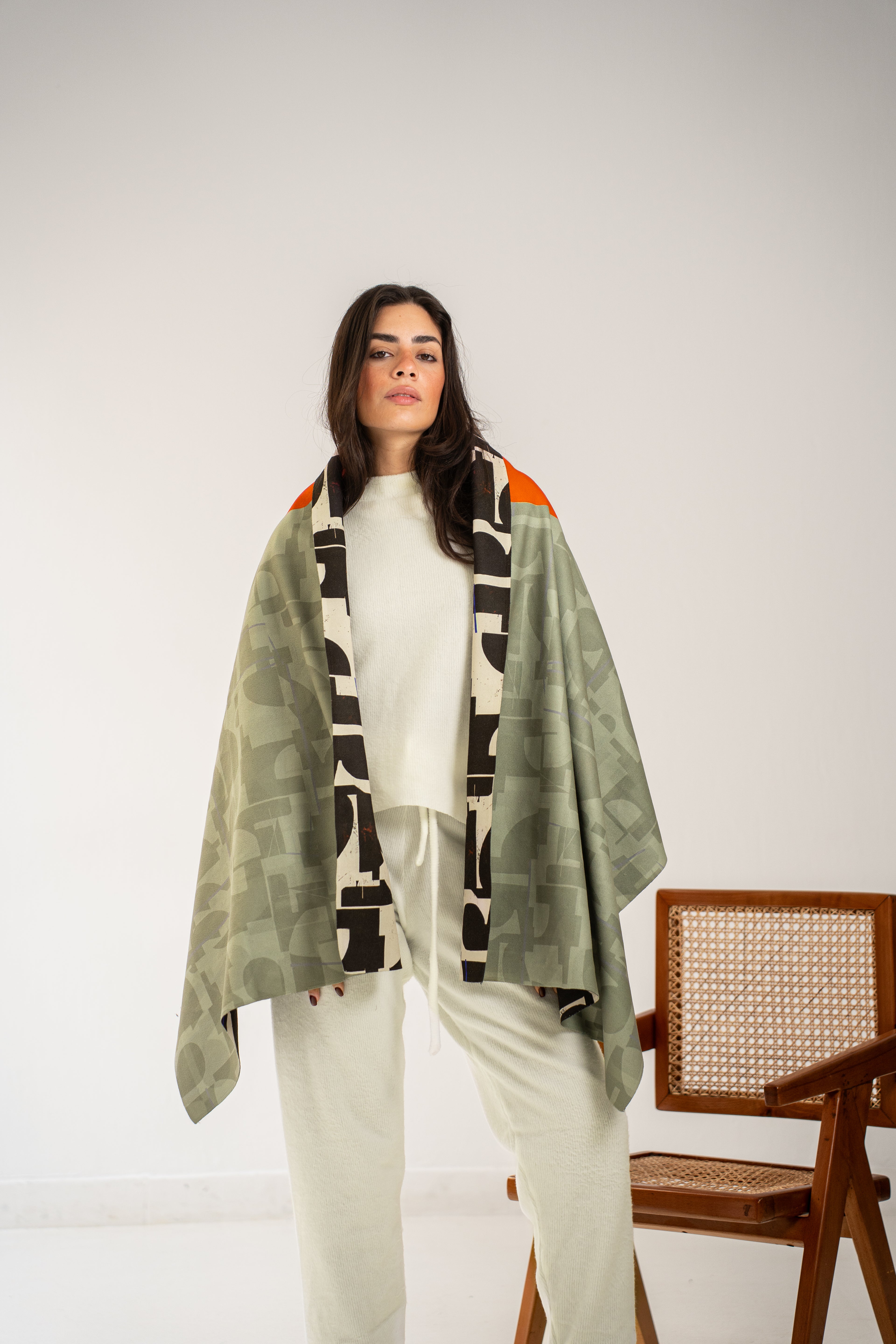 Red point scarf