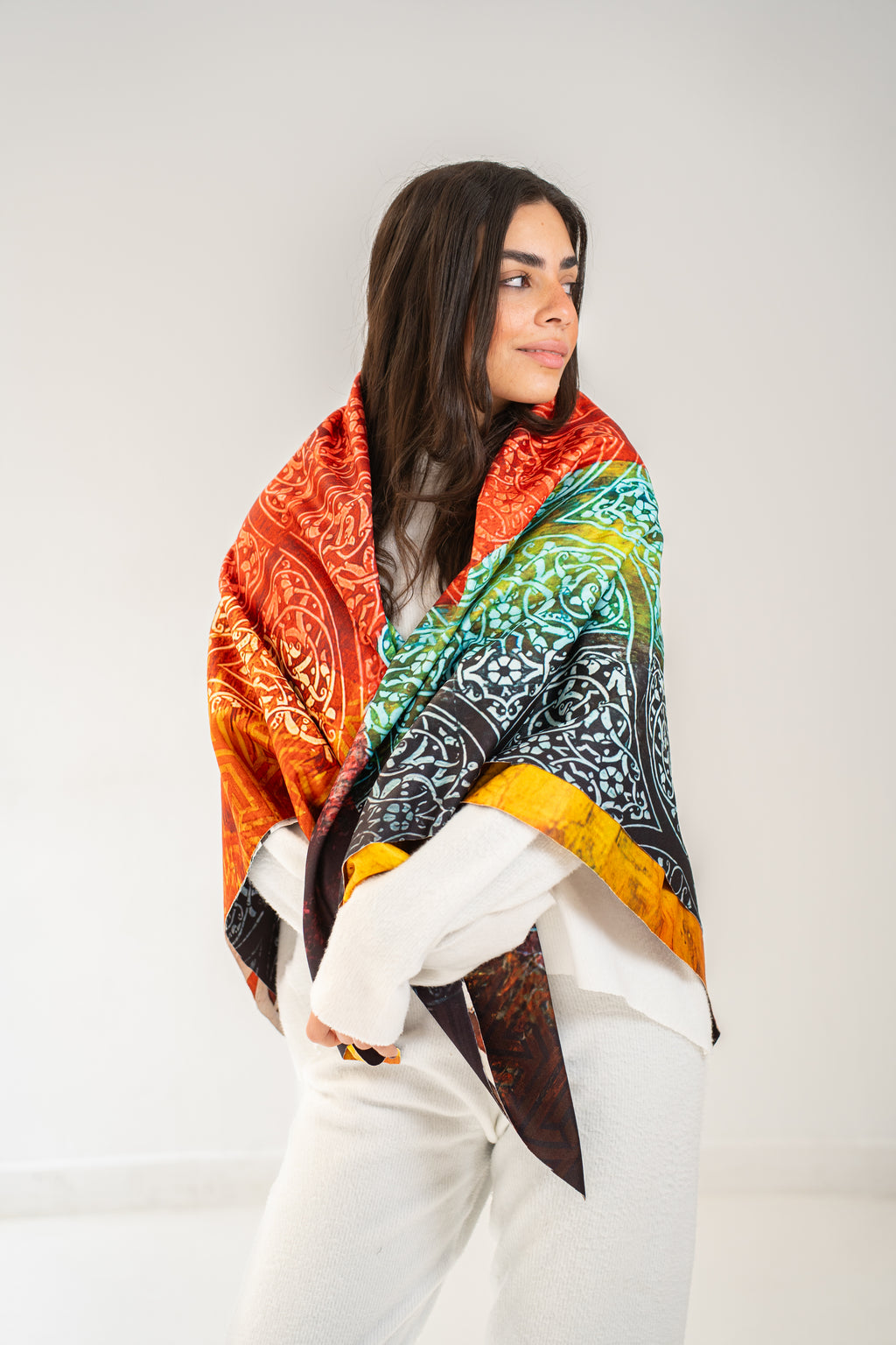 Siraj scarf
