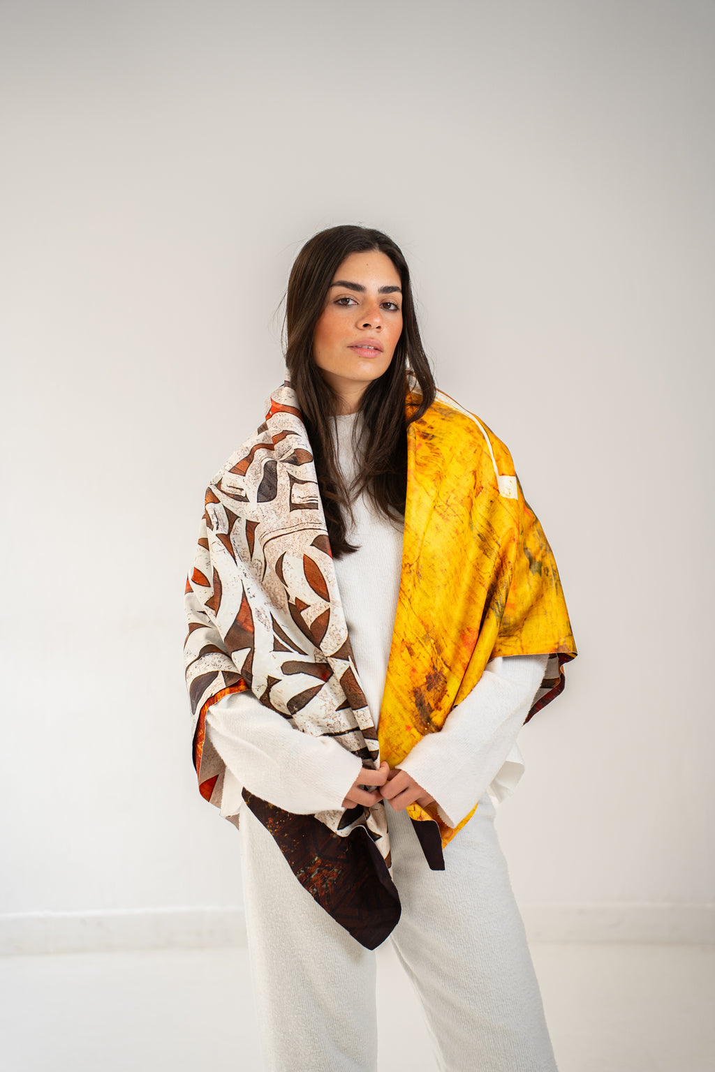 Siraj scarf