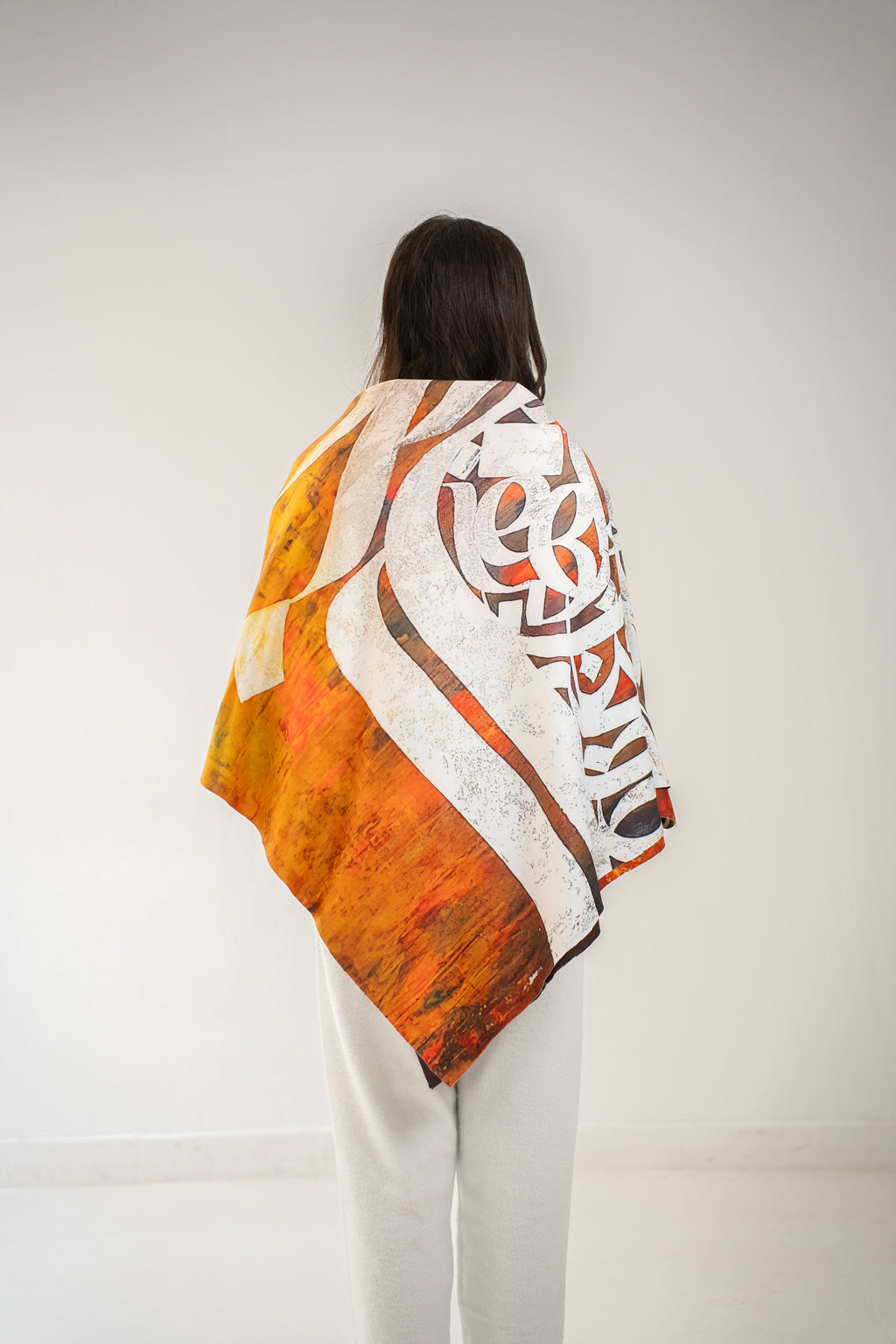 Siraj scarf