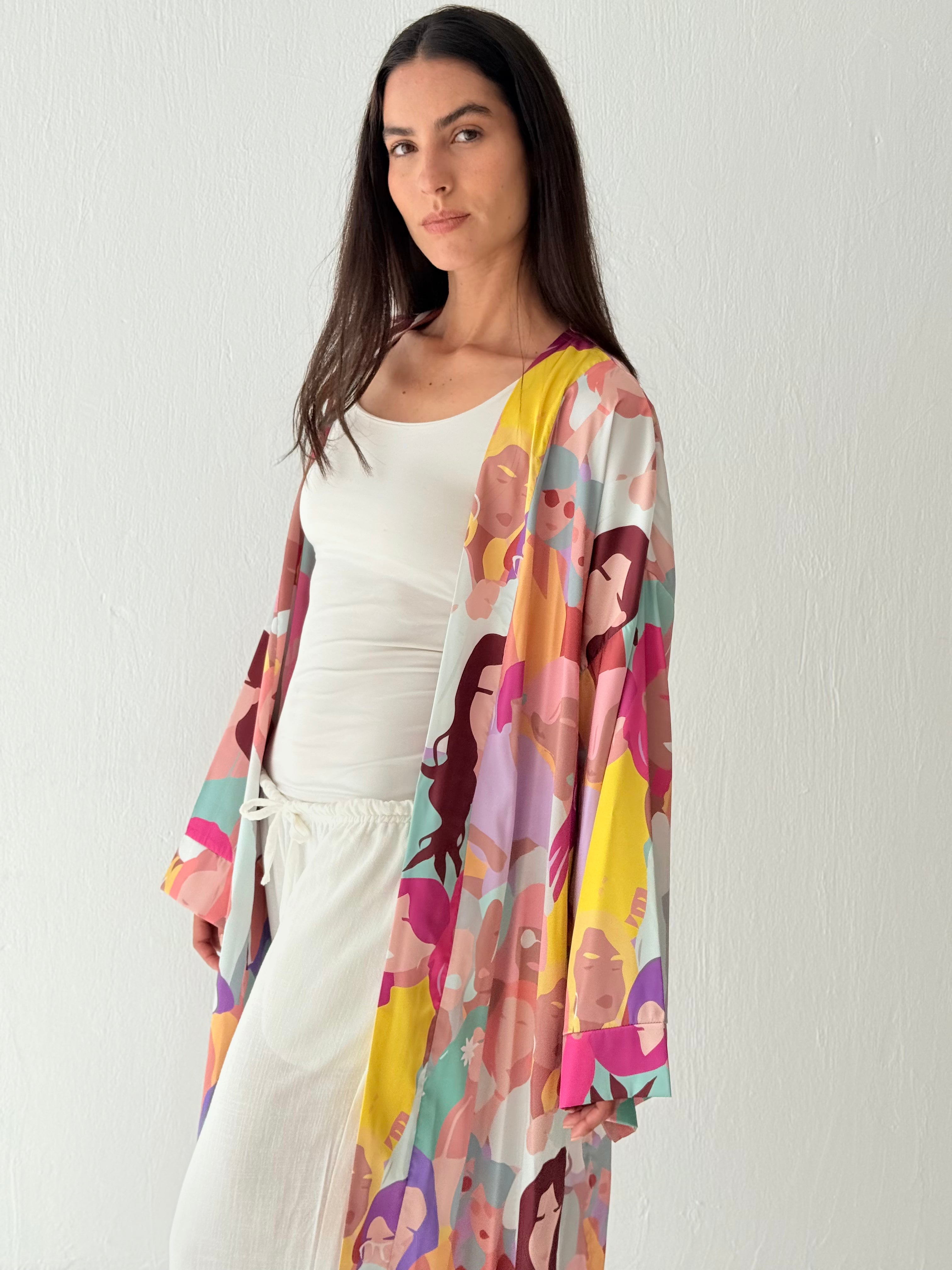 Faces Kimono