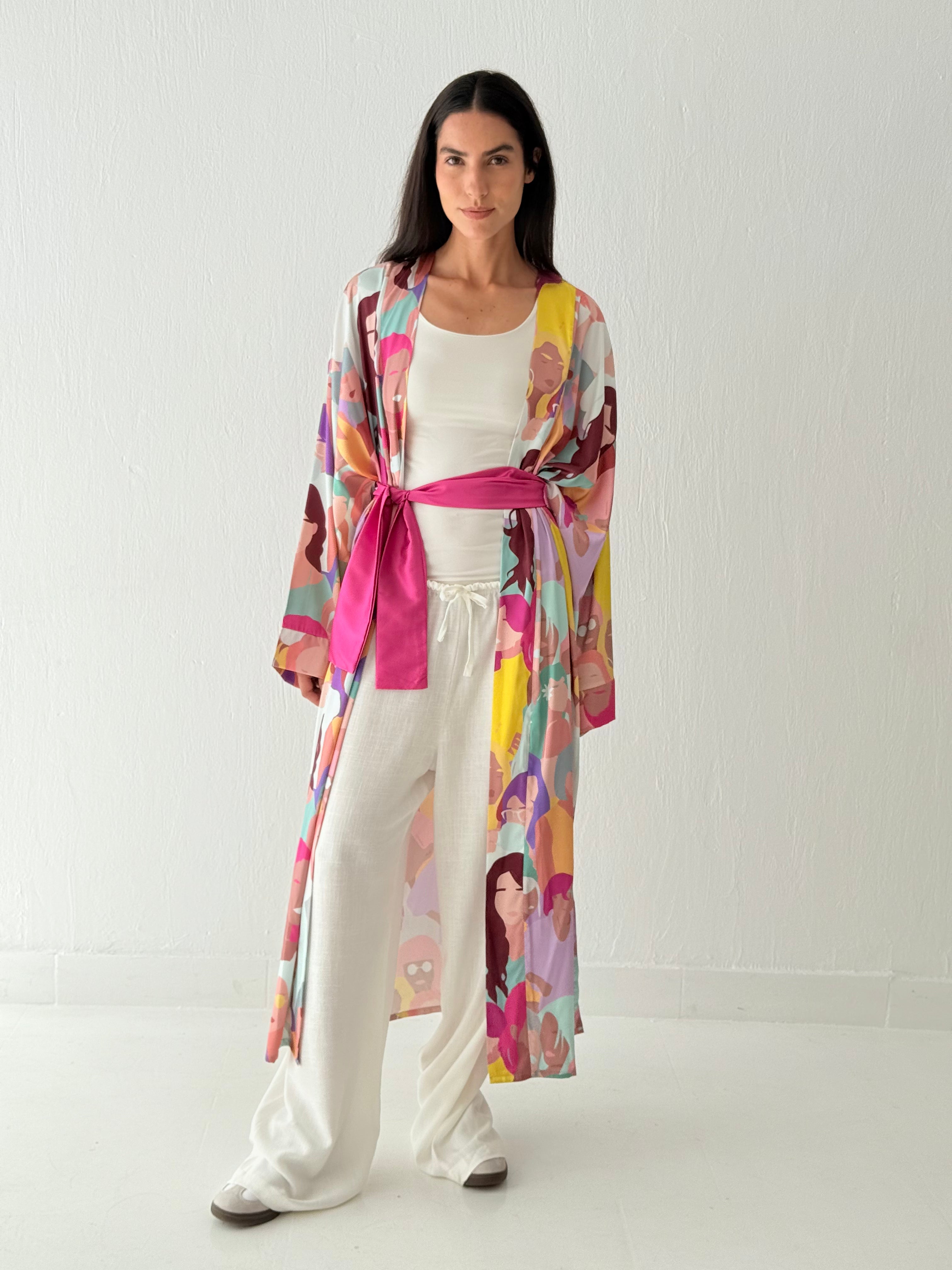 Faces Kimono