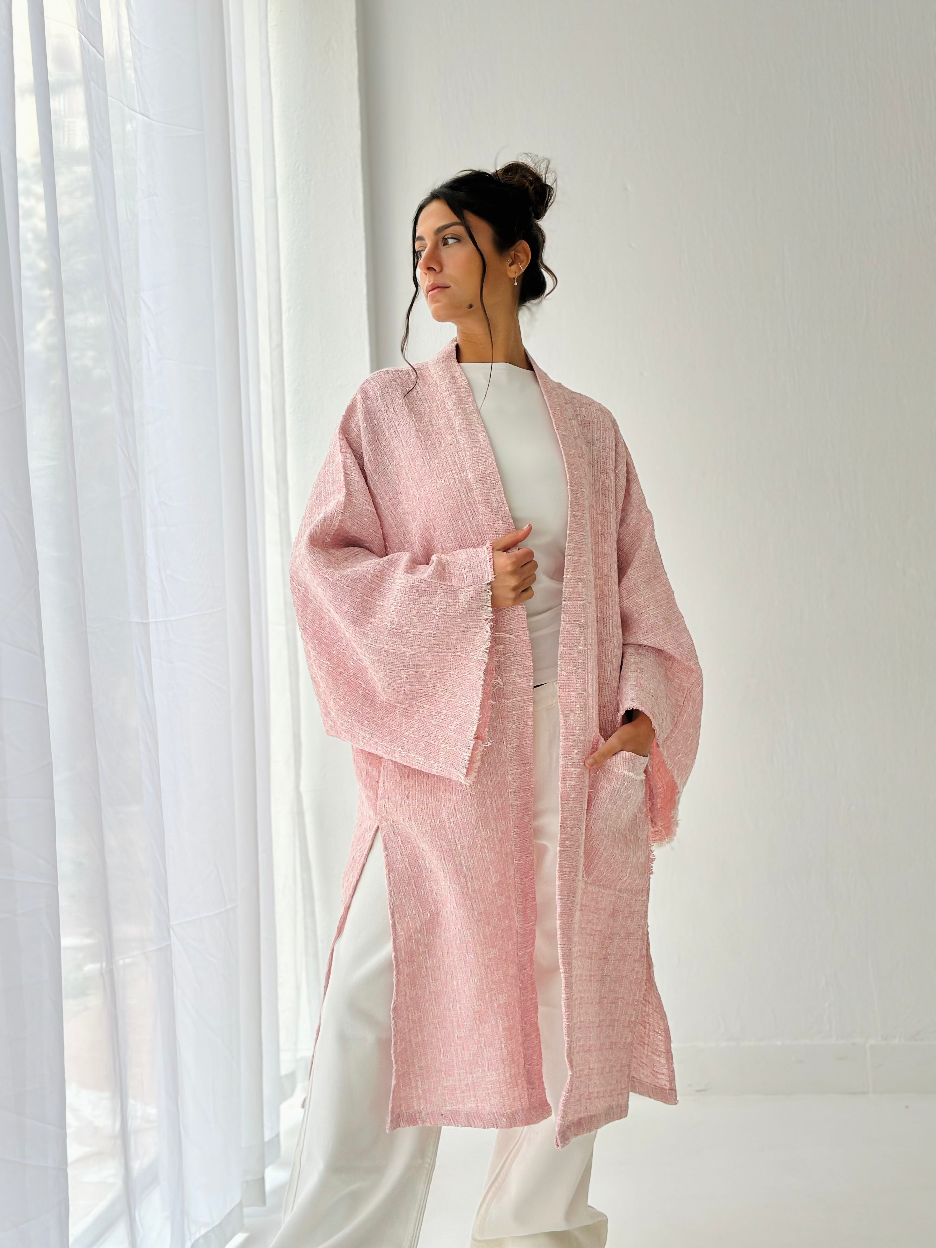 Pink kimono