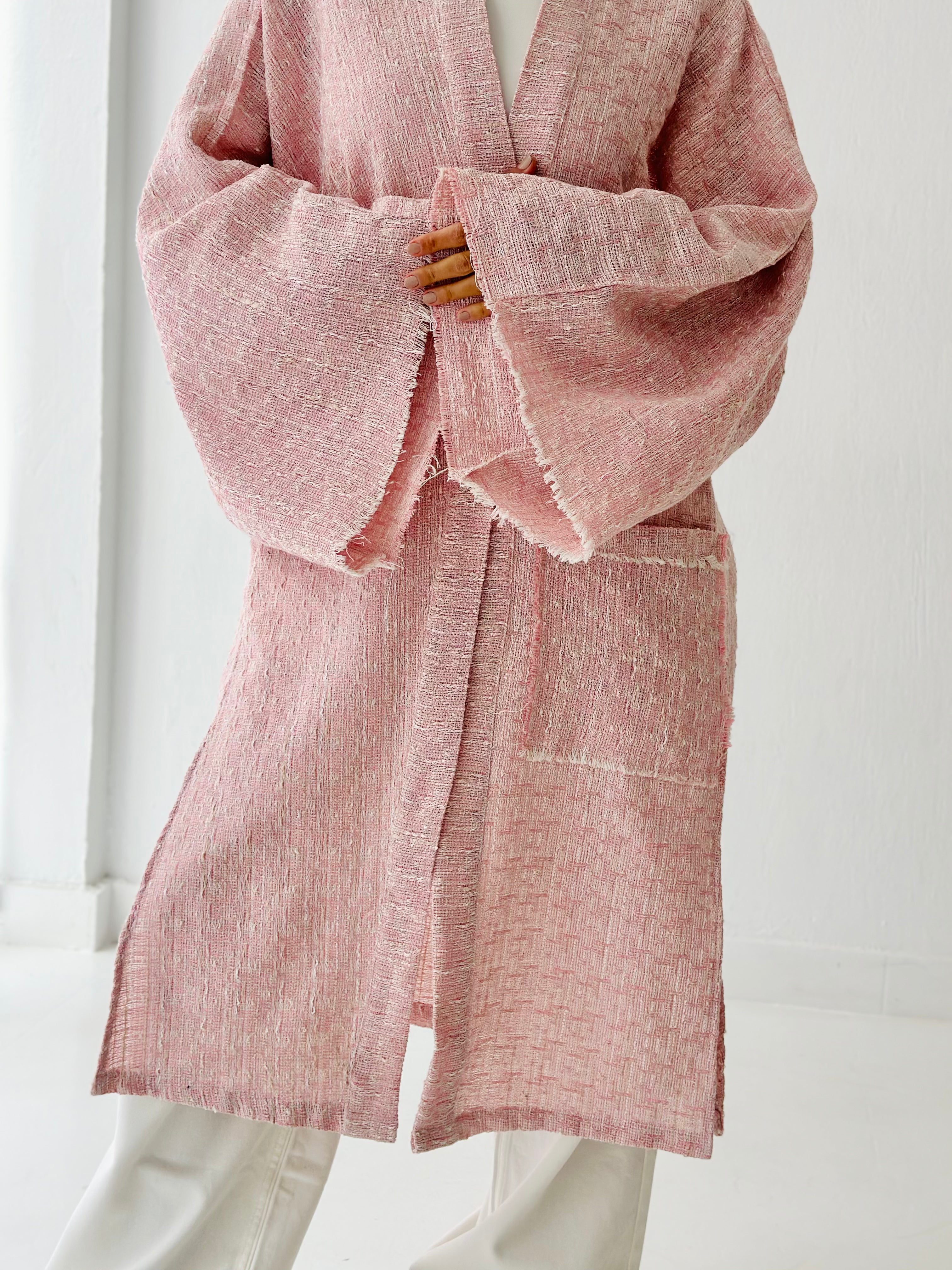 Pink kimono