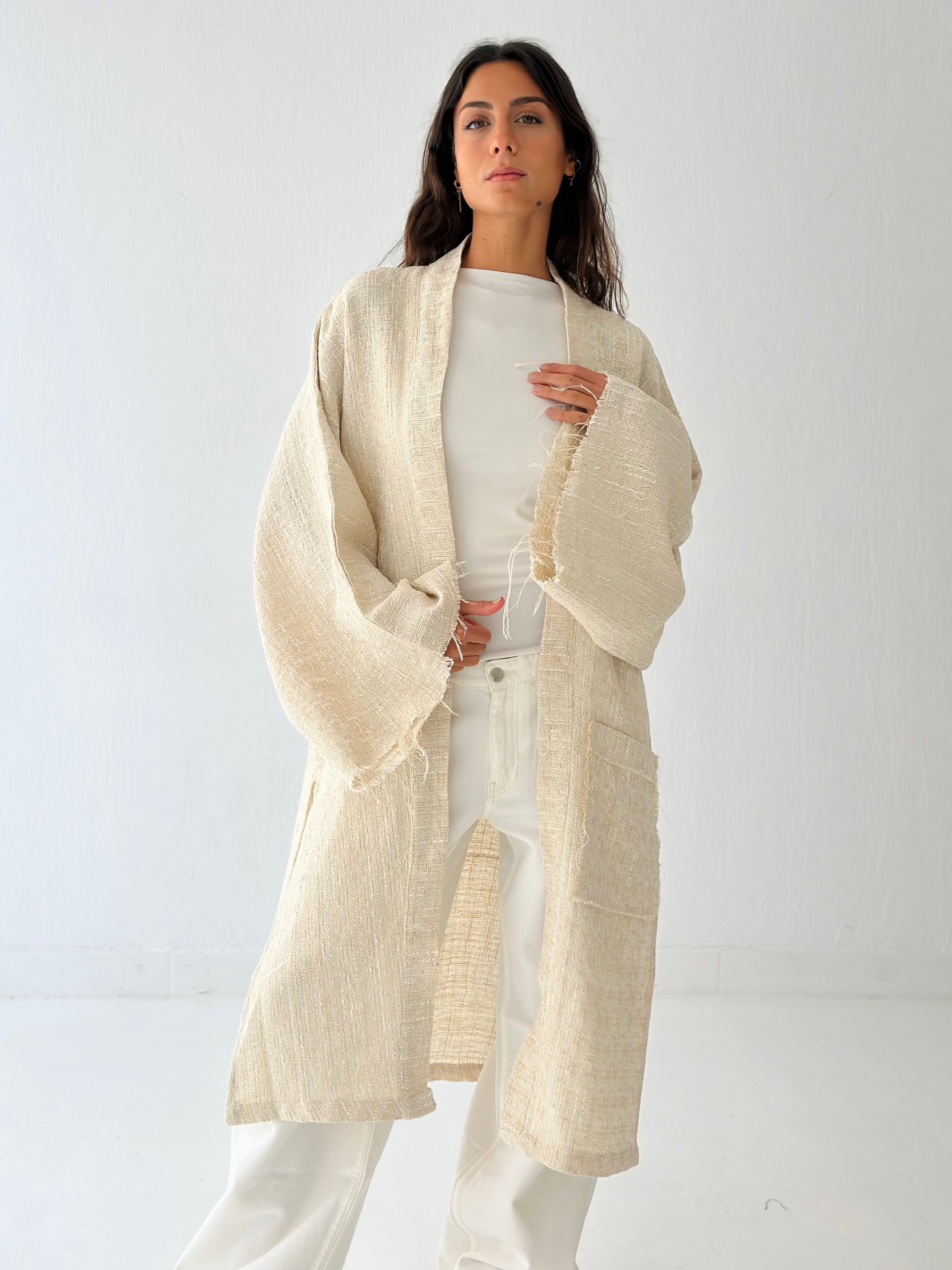 Beige kimono