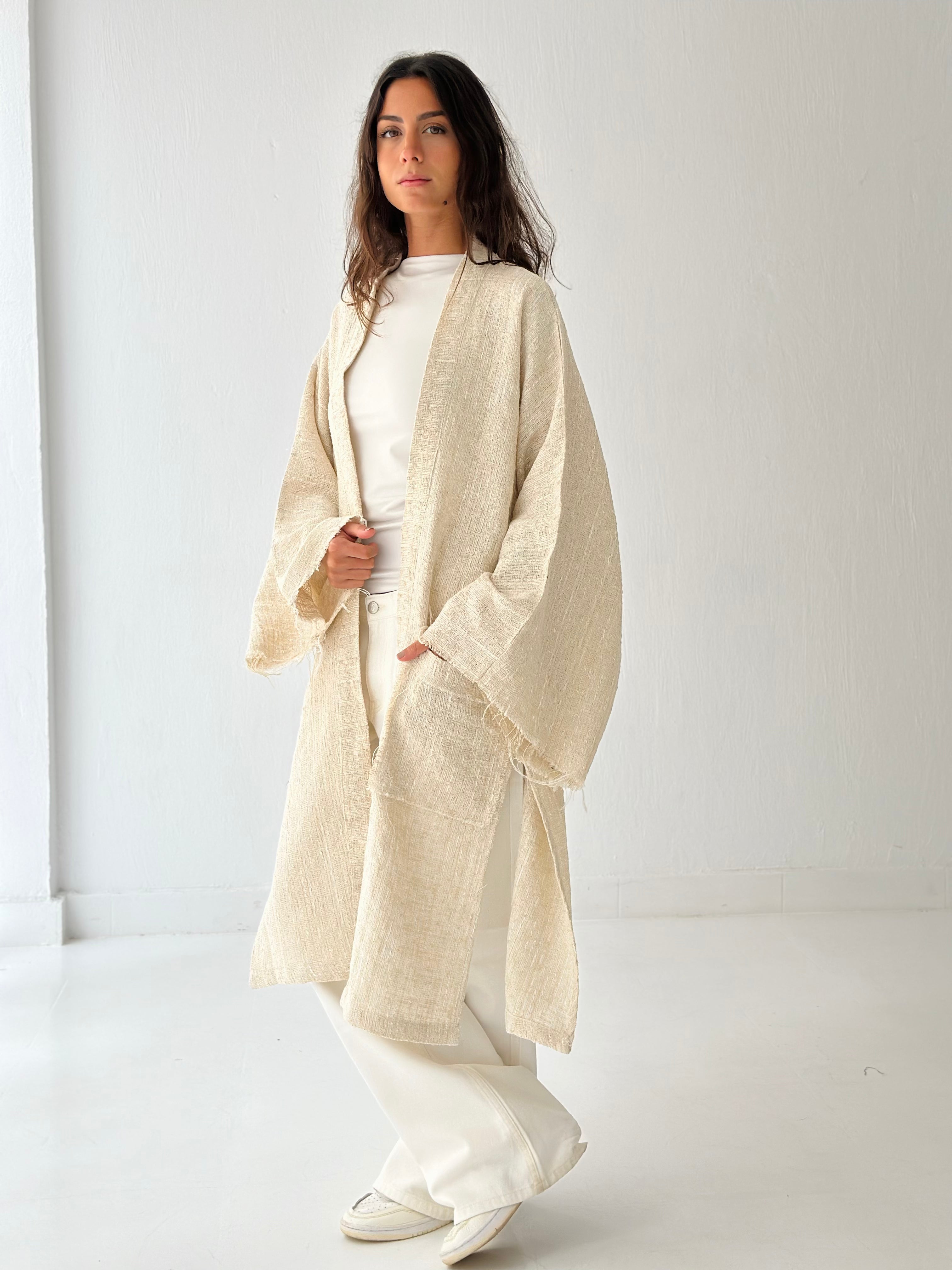 Beige kimono