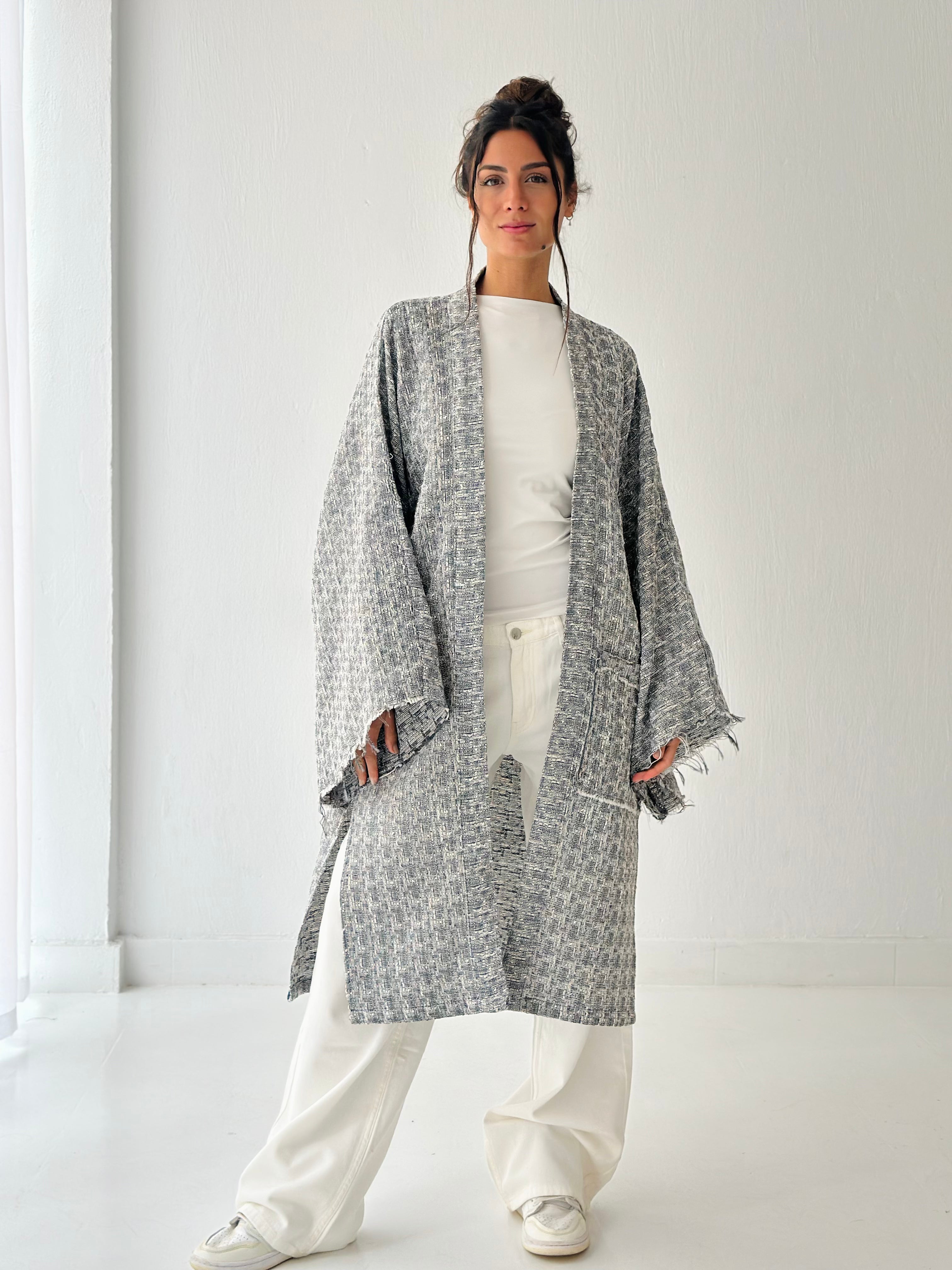Grey kimono